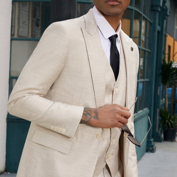 Light Tan Peak Lapel Stacy Adams Men's Suit - Picture 2 of 6